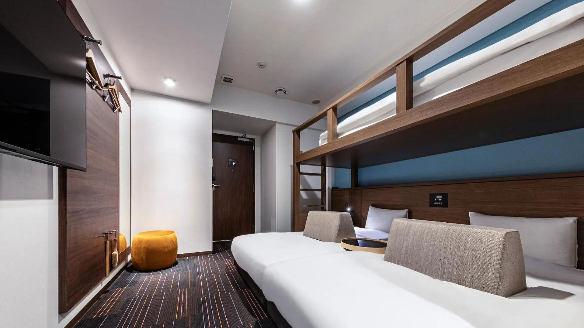 The B Shimbashi Toranomon Hotel Tokyo 3*,